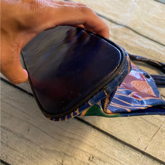 Beautiful 90’s tooled leather colorful elephant pattern hand purse. - Picture 8 of 15